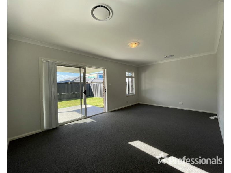 41 Tallulah Parade, Riverstone NSW 2765