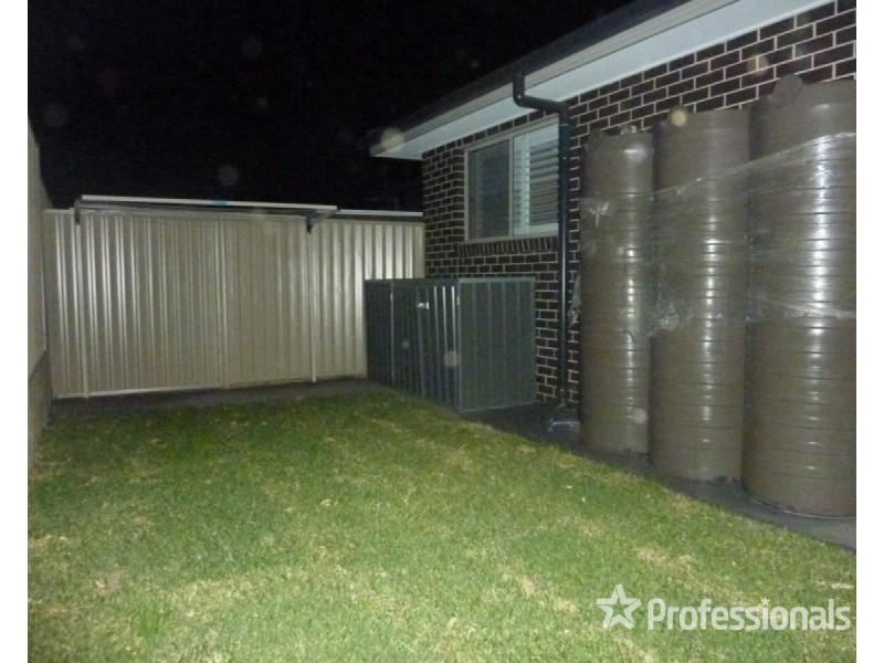 A/72 Riverbrae Avenue, Riverstone NSW 2765