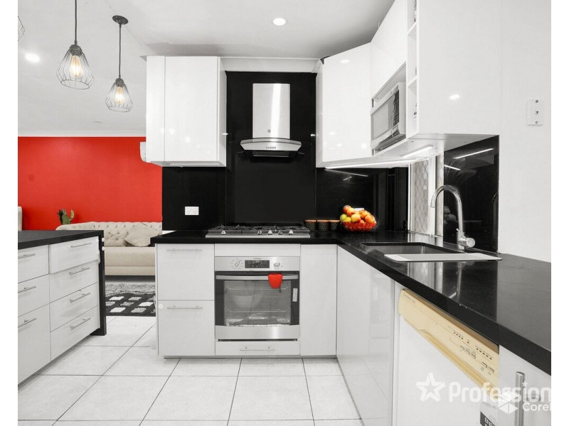 17 Illawarra Close, Woodcroft NSW 2767