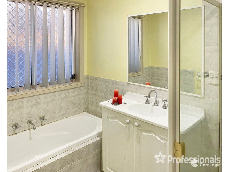 17 Illawarra Close, Woodcroft NSW 2767