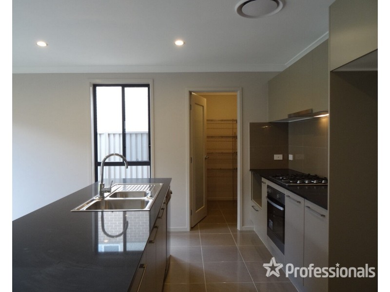 14 Annaluke Street, Riverstone NSW 2765