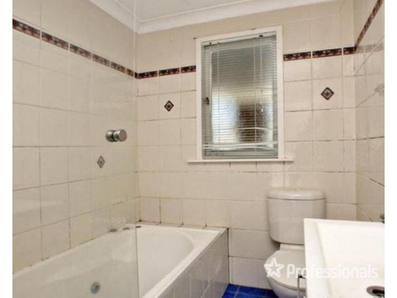 38 Waitaki Street, Lethbridge Park NSW 2770