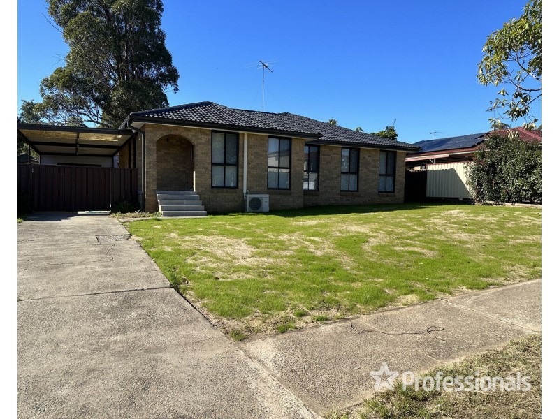 128 Greenbank Drive, Werrington Downs NSW 2747