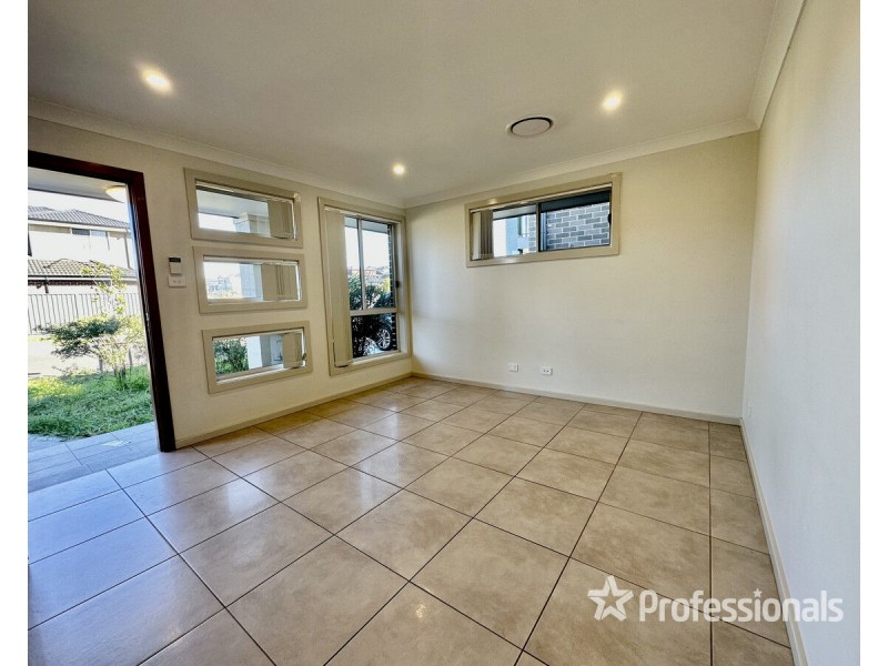 24 Durga Crescent, Riverstone NSW 2765