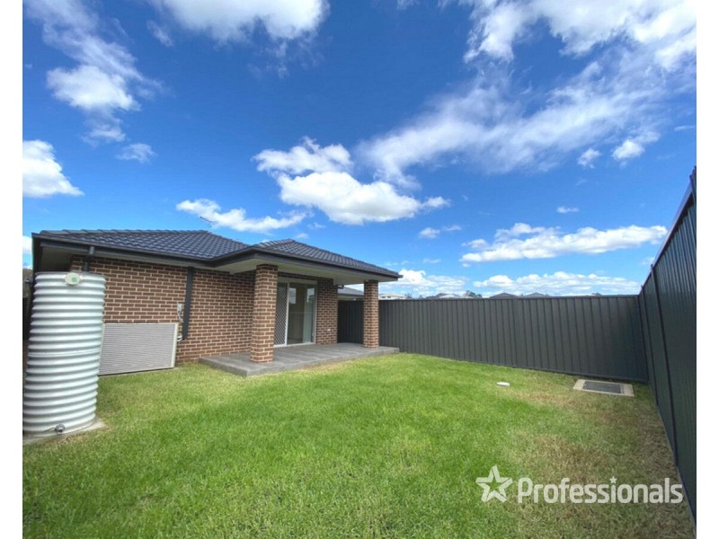 24 Durga Crescent, Riverstone NSW 2765