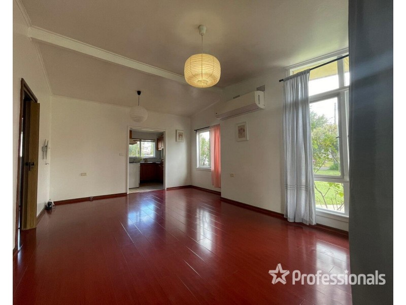 64 Maple Road, North St Marys NSW 2760