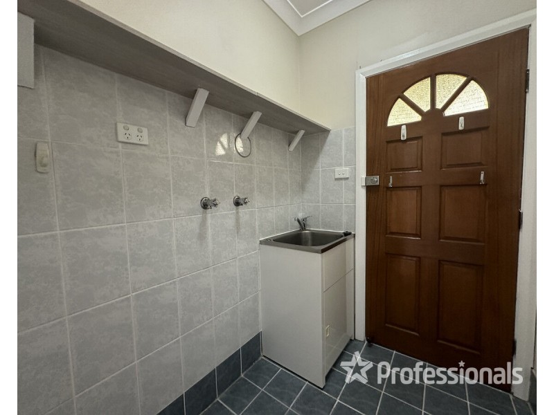 42a Windermere Avenue, Cambridge Park NSW 2747