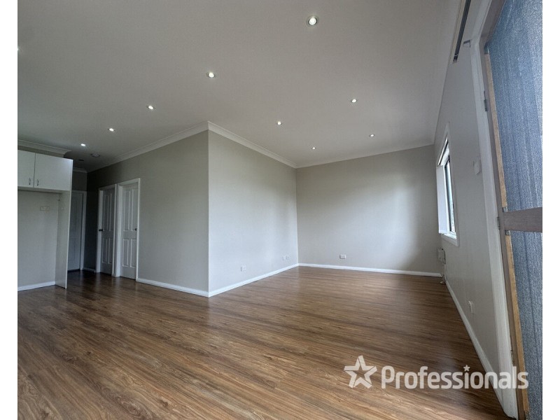 42a Windermere Avenue, Cambridge Park NSW 2747
