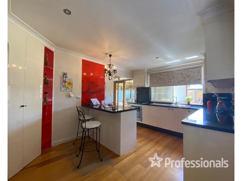 171 Victoria Street, Cambridge Park NSW 2747