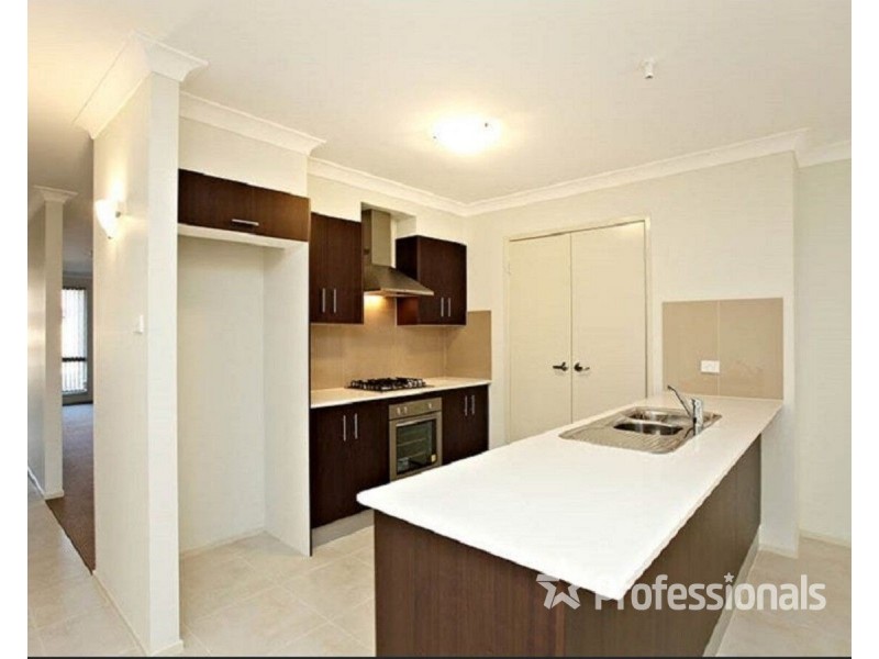 7 Barkala Street, The Ponds NSW 2769