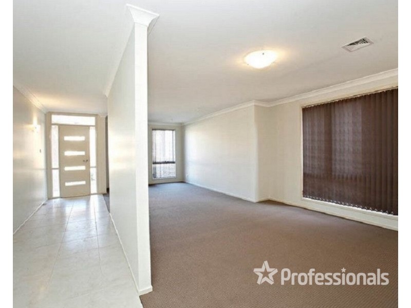 7 Barkala Street, The Ponds NSW 2769