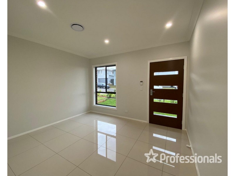 28 Nicotera  Avenue, Riverstone NSW 2765