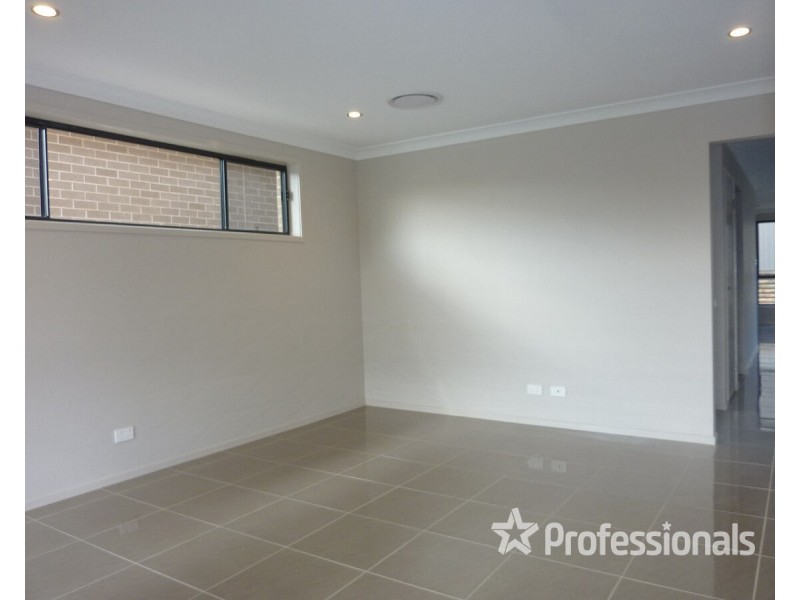 14 Annaluke Street, Riverstone NSW 2765