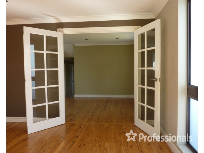 16 Hobart Street, Riverstone NSW 2765