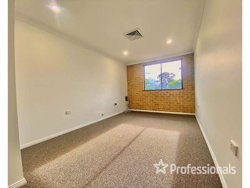 10 Edward Street, Riverstone NSW 2765