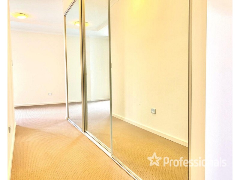 302C/48-56 Derby Street, Kingswood NSW 2747