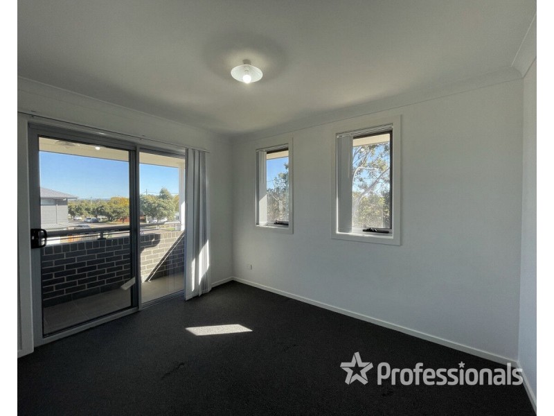 34 RIVERSTONE Road, Riverstone NSW 2765