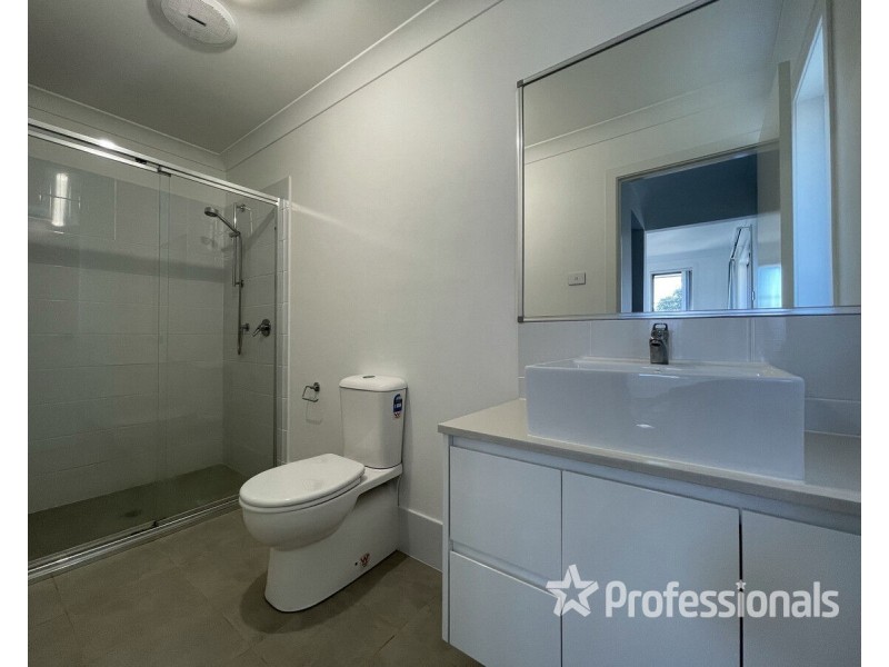 34 RIVERSTONE Road, Riverstone NSW 2765