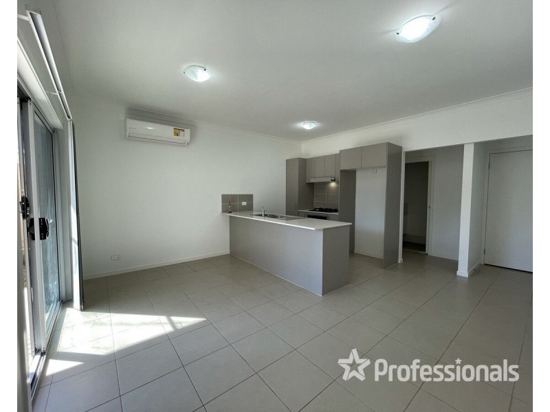 34 RIVERSTONE Road, Riverstone NSW 2765