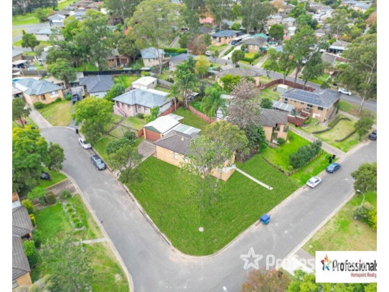 17 Scenic Circuit, Cranebrook NSW 2749