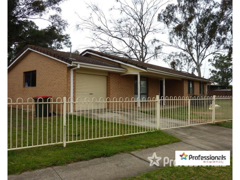 2 Crown Street, Riverstone NSW 2765