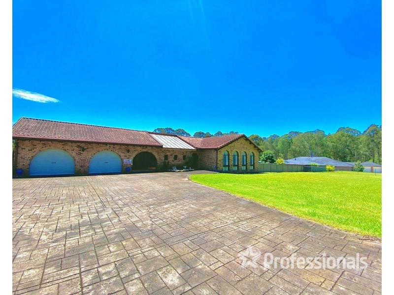 9 Glenidol Road, Oakville NSW 2765