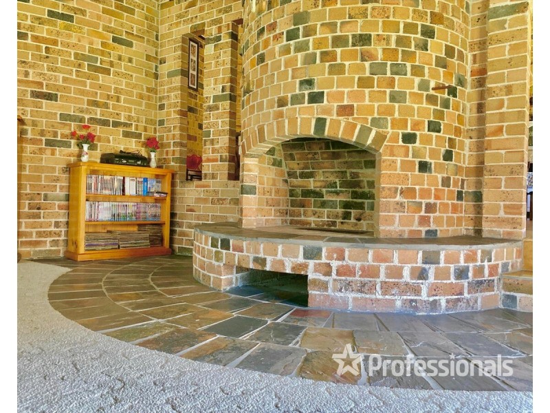 9 Glenidol Road, Oakville NSW 2765