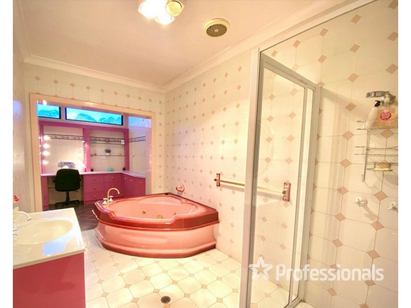 9 Glenidol Road, Oakville NSW 2765