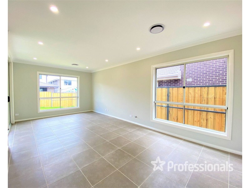 69 Camarero Street, Box Hill NSW 2765
