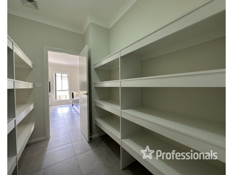 60 Gladstone Parade, Riverstone NSW 2765