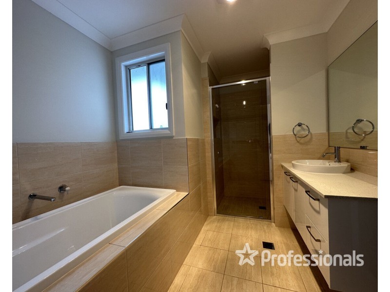 60 Gladstone Parade, Riverstone NSW 2765