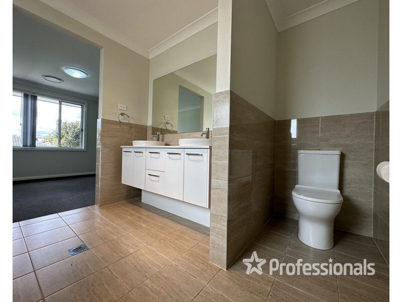 60 Gladstone Parade, Riverstone NSW 2765