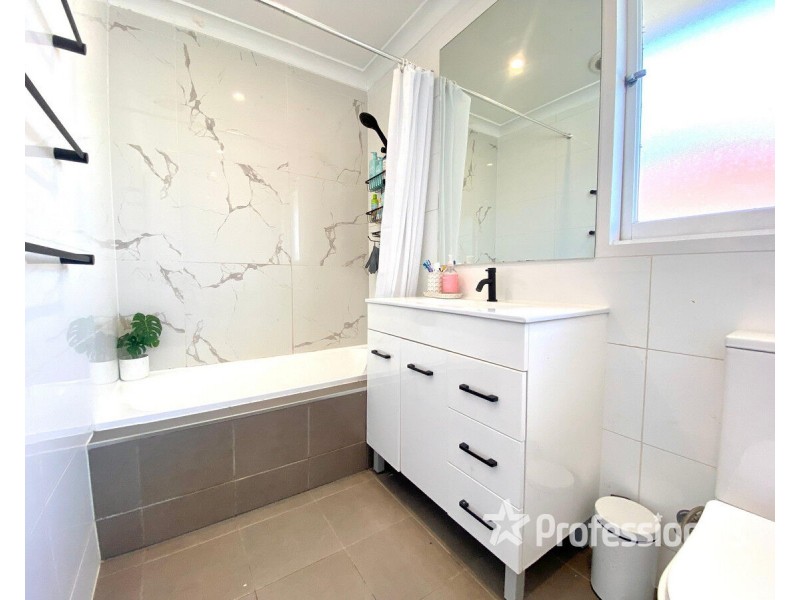 27 James Meehan Street, Windsor NSW 2756