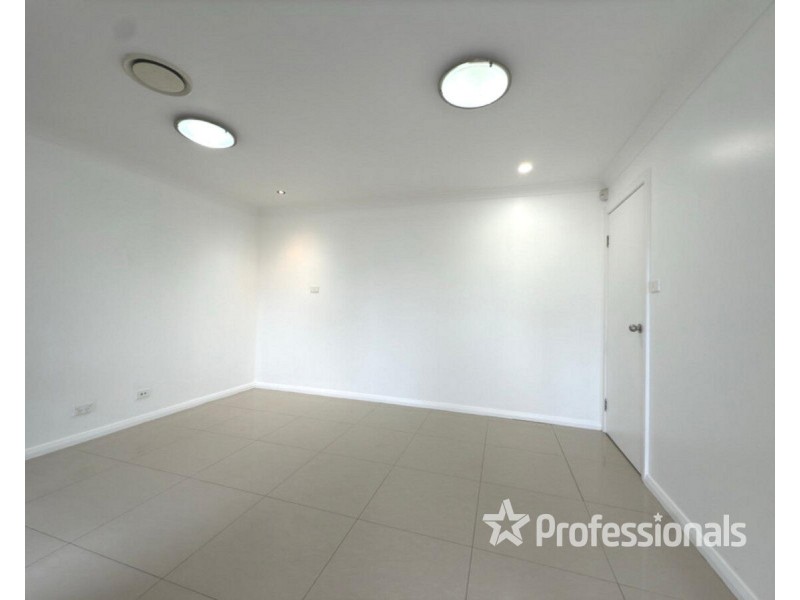 1 Blackwood Street, Claremont Meadows NSW 2747