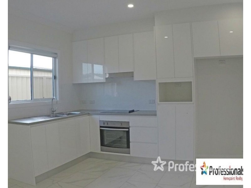 A/151 Piccadilly Street, Riverstone NSW 2765