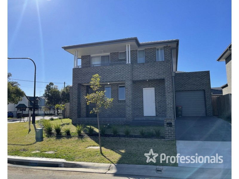 34 RIVERSTONE Road, Riverstone NSW 2765