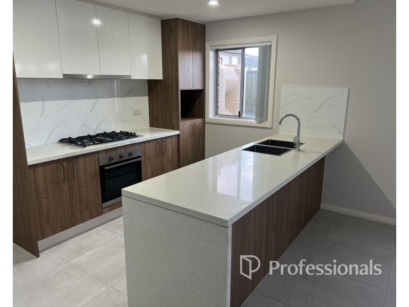 5 Nalah Glade, Riverstone NSW 2765