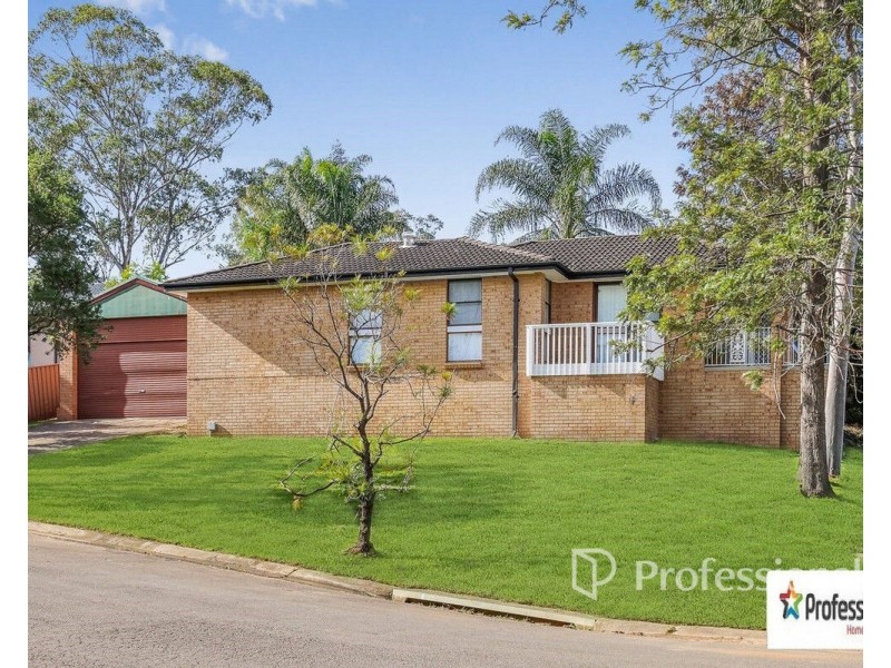 17 Scenic Circuit, Cranebrook NSW 2749