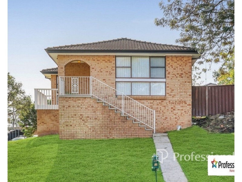 17 Scenic Circuit, Cranebrook NSW 2749