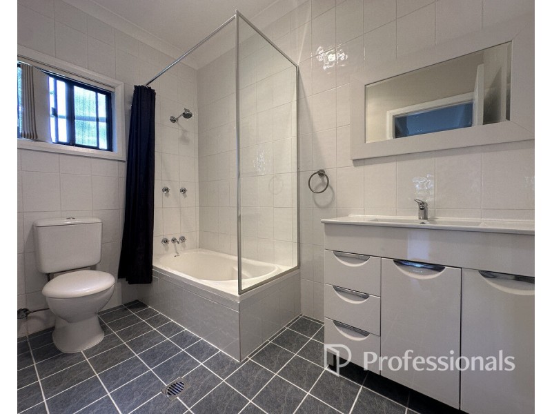 42a Windermere Avenue, Cambridge Park NSW 2747