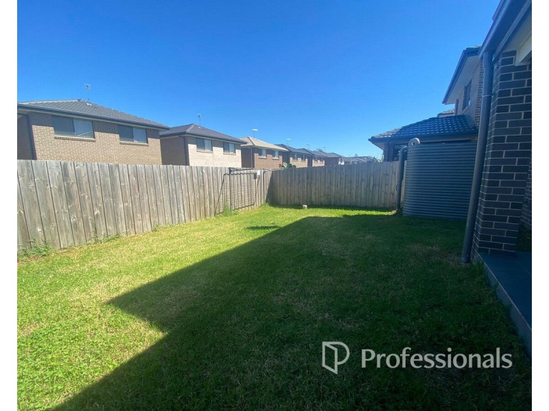12 Antonia Parade, Schofields NSW 2762
