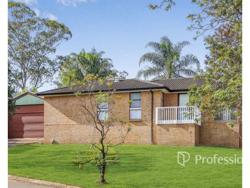 17 Scenic Circuit, Cranebrook NSW 2749