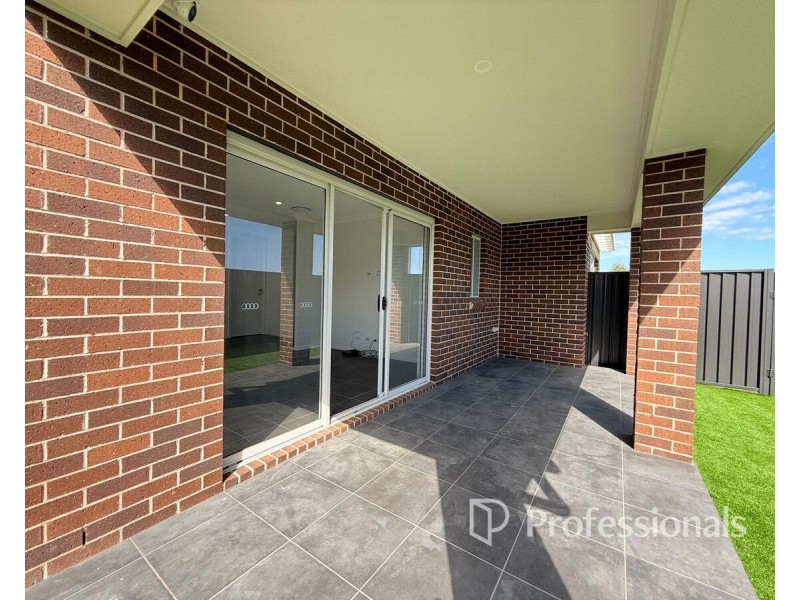 48 Shuttle Parade, Schofields NSW 2762