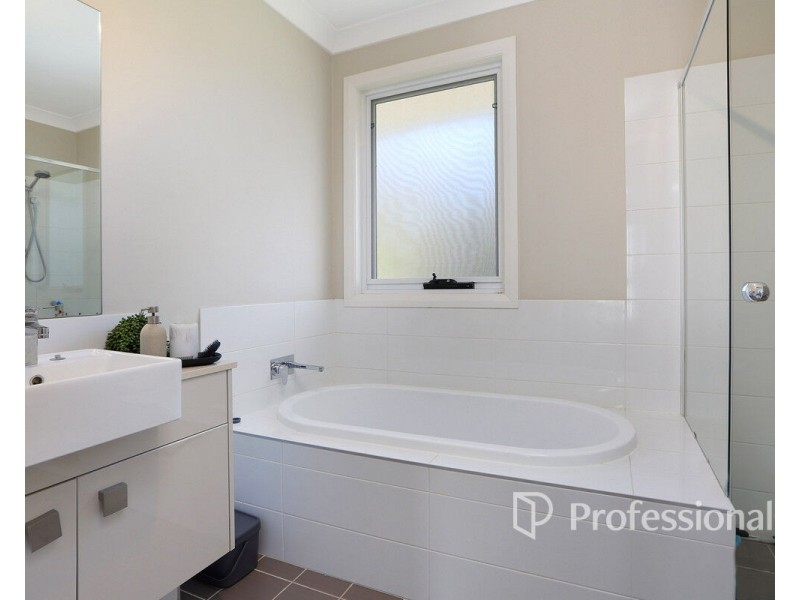 40 Bara Way, Rouse Hill NSW 2155