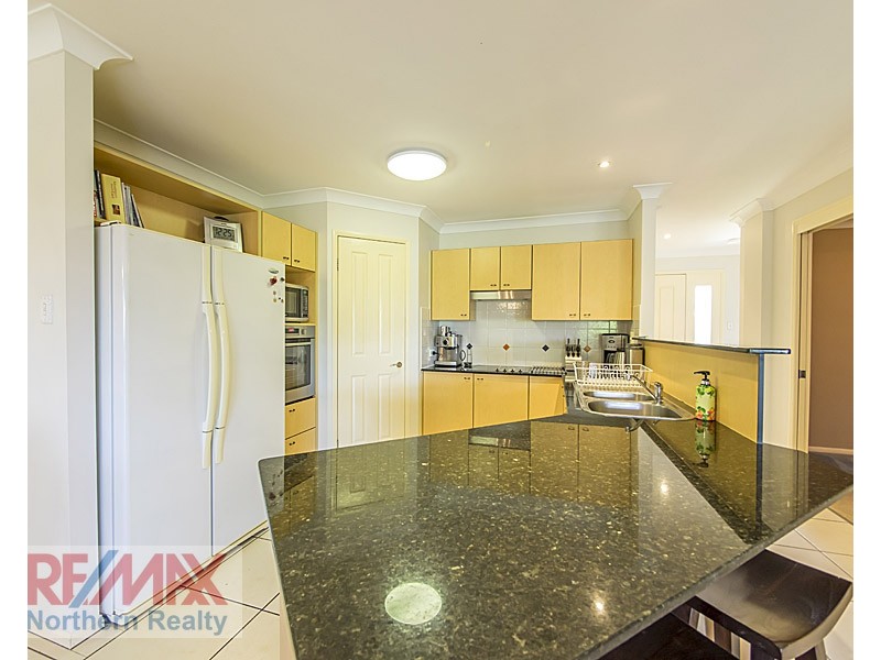 1 Laceflower Cres, Eatons Hill QLD 4037