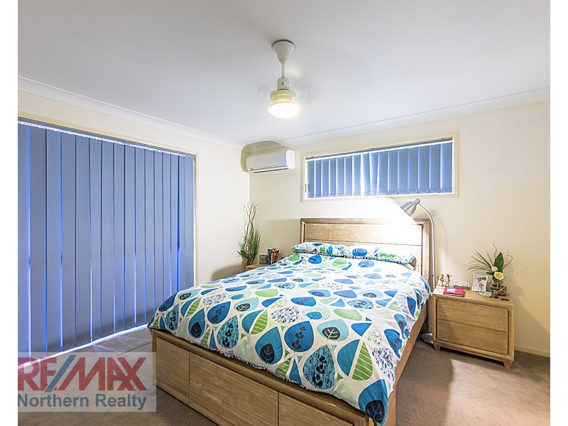 1 Laceflower Cres, Eatons Hill QLD 4037