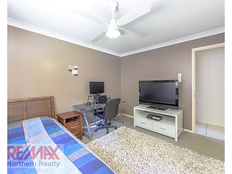 1 Laceflower Cres, Eatons Hill QLD 4037