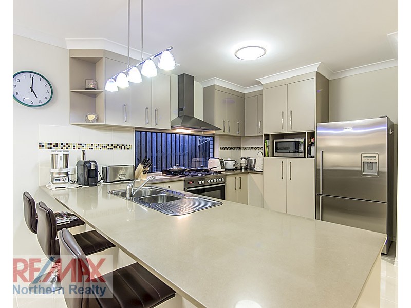 8 Moreton Street, Fitzgibbon QLD 4018