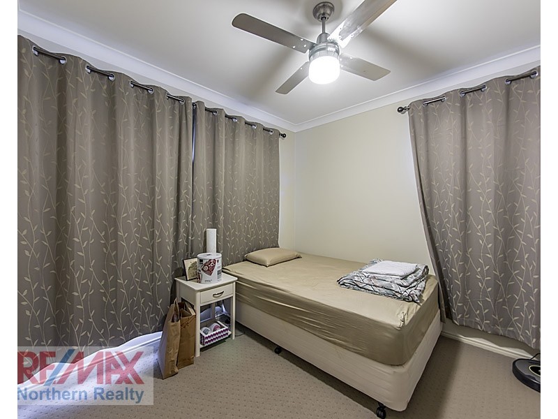 8 Moreton Street, Fitzgibbon QLD 4018