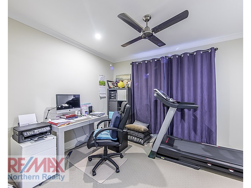 8 Moreton Street, Fitzgibbon QLD 4018